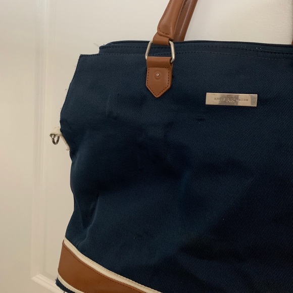 Weekend bag - Picture 1 of 12